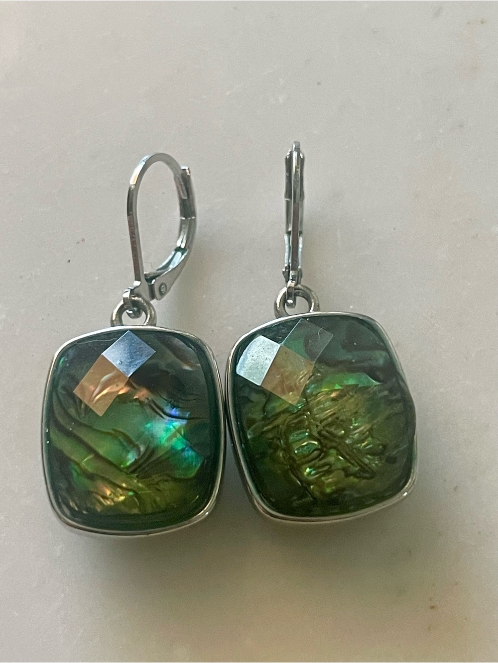 Vintage/Artisan green included gemstone drop earrings lever-back